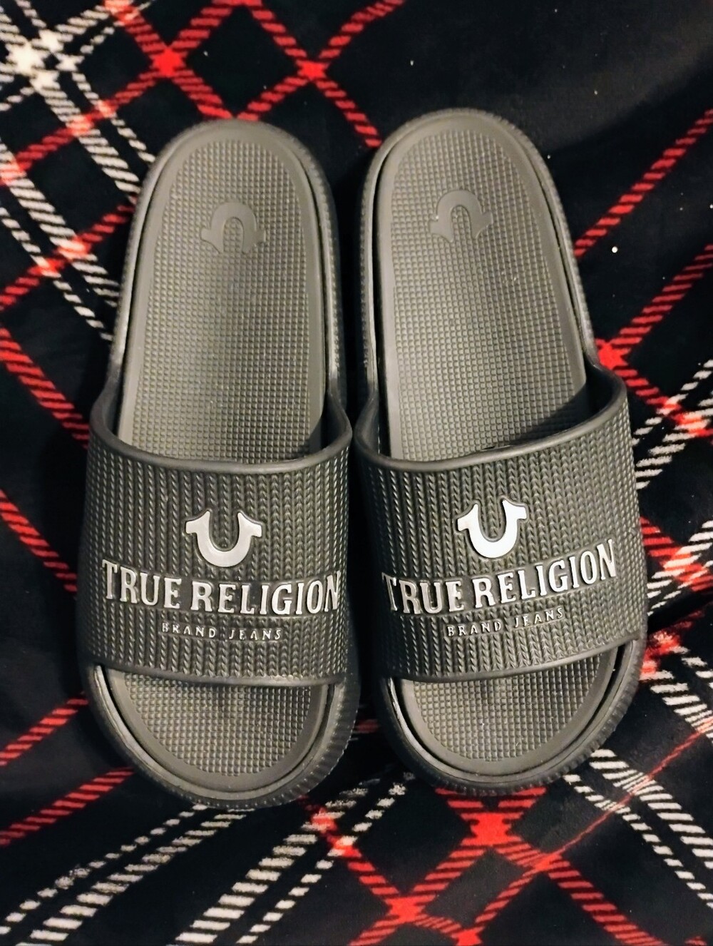Women's Brand New Black True Religion Thick Sole Slides With Silver Logo